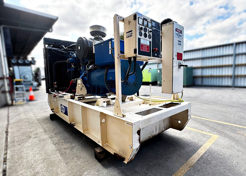 700kVA Pre-owned FG Wilson Open Generator Set (U731)-1